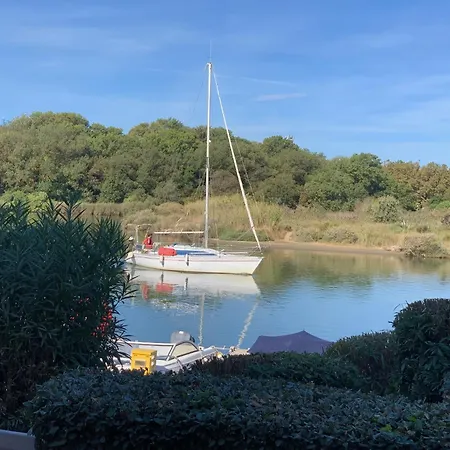 Les Quais De La Lagune 122 *
